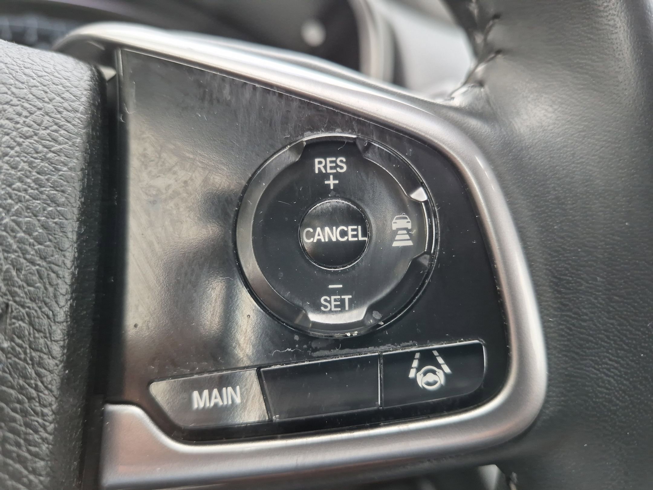Used 2020 Platinum White Pearl Honda EX-L AWD image 16