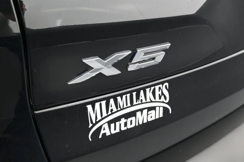 Used 2025 Black Sapphire Metallic BMW xDrive50e image 44