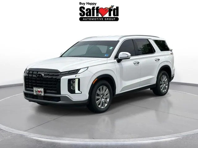 Used 2023 White Hyundai SEL image 1