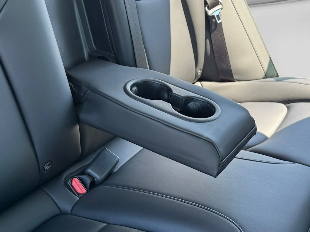 Used 2022  Tesla Performance image 20