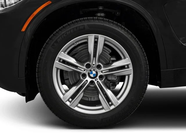 Used 2016 Black Sapphire Metallic BMW xDrive35i image 11