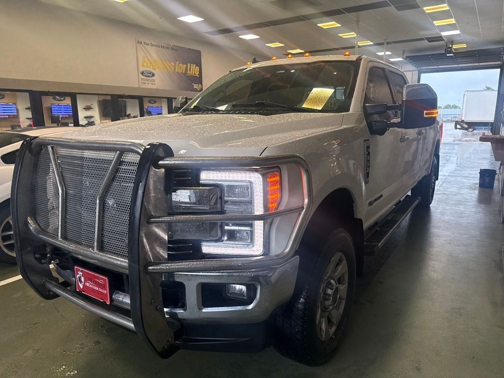 2019 Ford F-350 Lariat 4x4 Crew Cab 6-1/2' Box SRW's photo