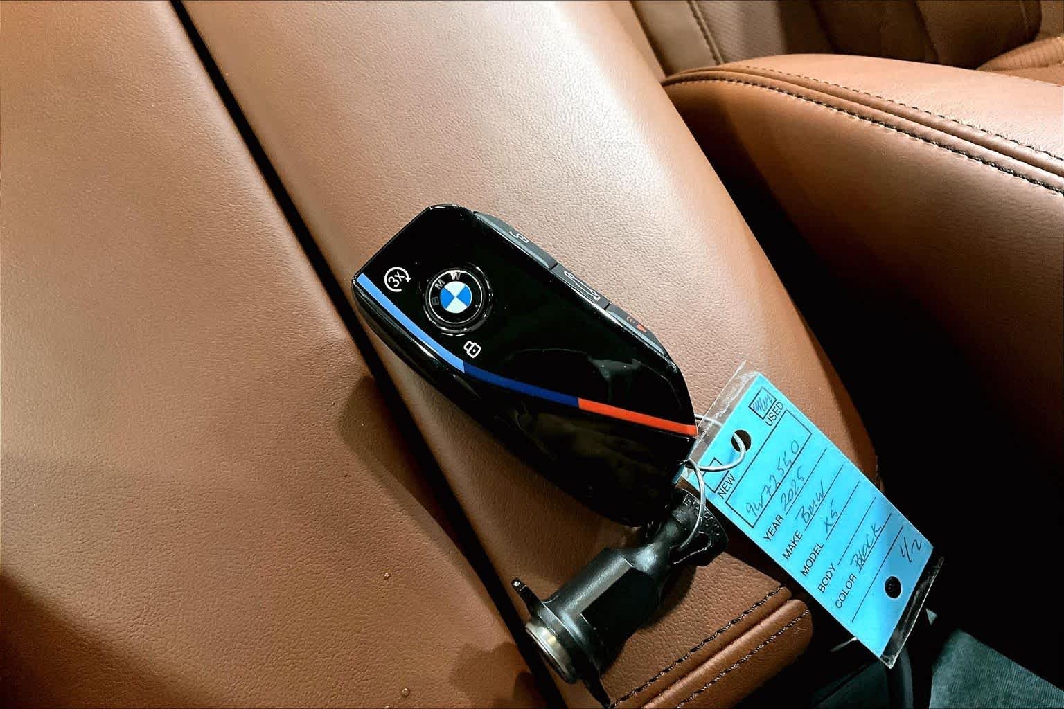 Used 2025 Tanzanite Blue II Metallic BMW M60i image 15