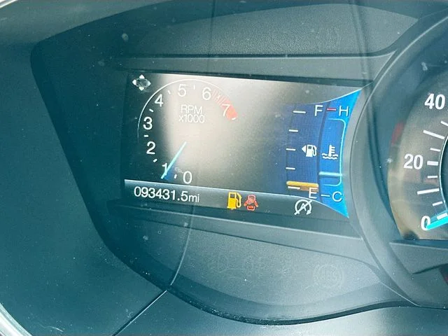 Used 2019 Gray Ford Titanium image 12
