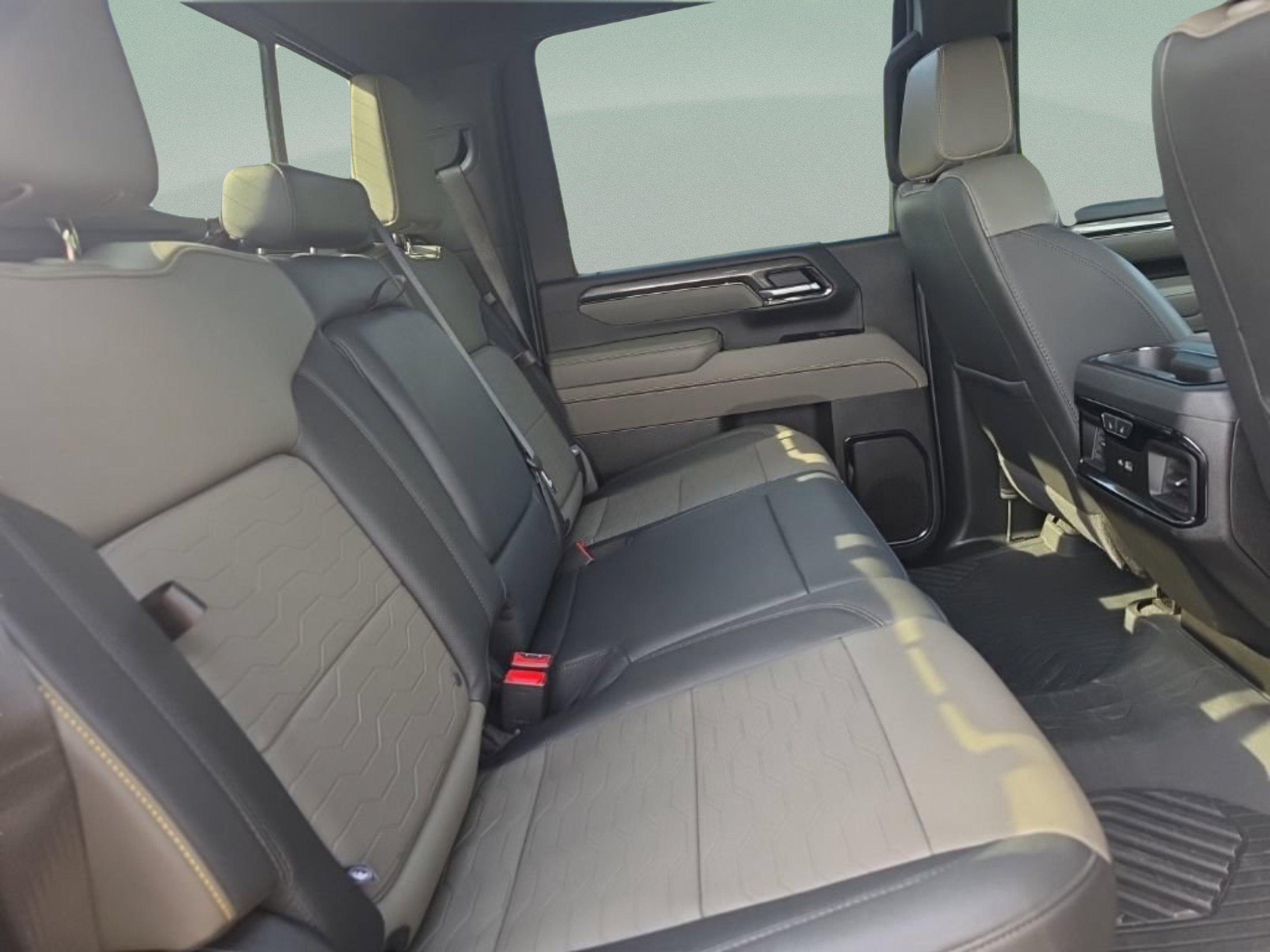 Used 2025 Black Chevrolet ZR2 image 24