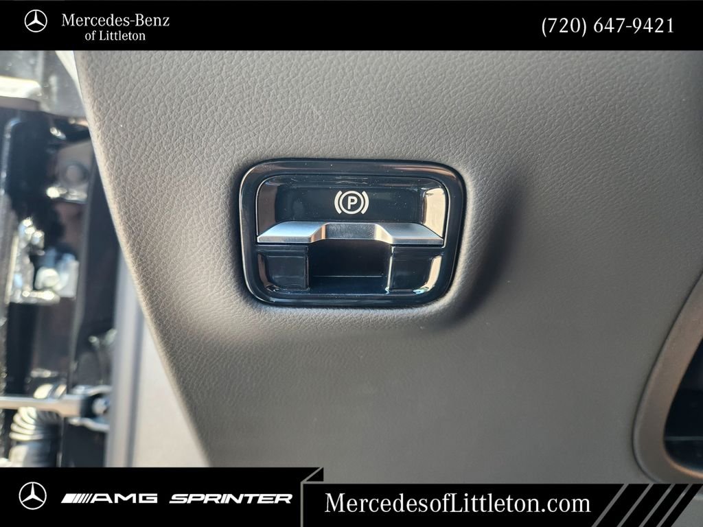 New 2026 Obsidian Black Metallic Mercedes-Benz E 450 image 21
