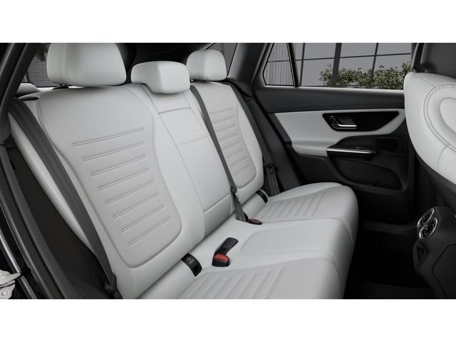 Certified Used 2026 Black Mercedes-Benz GLC 300 image 5