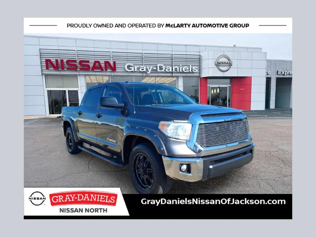 Used 2015 Gray Toyota SR5 image 1