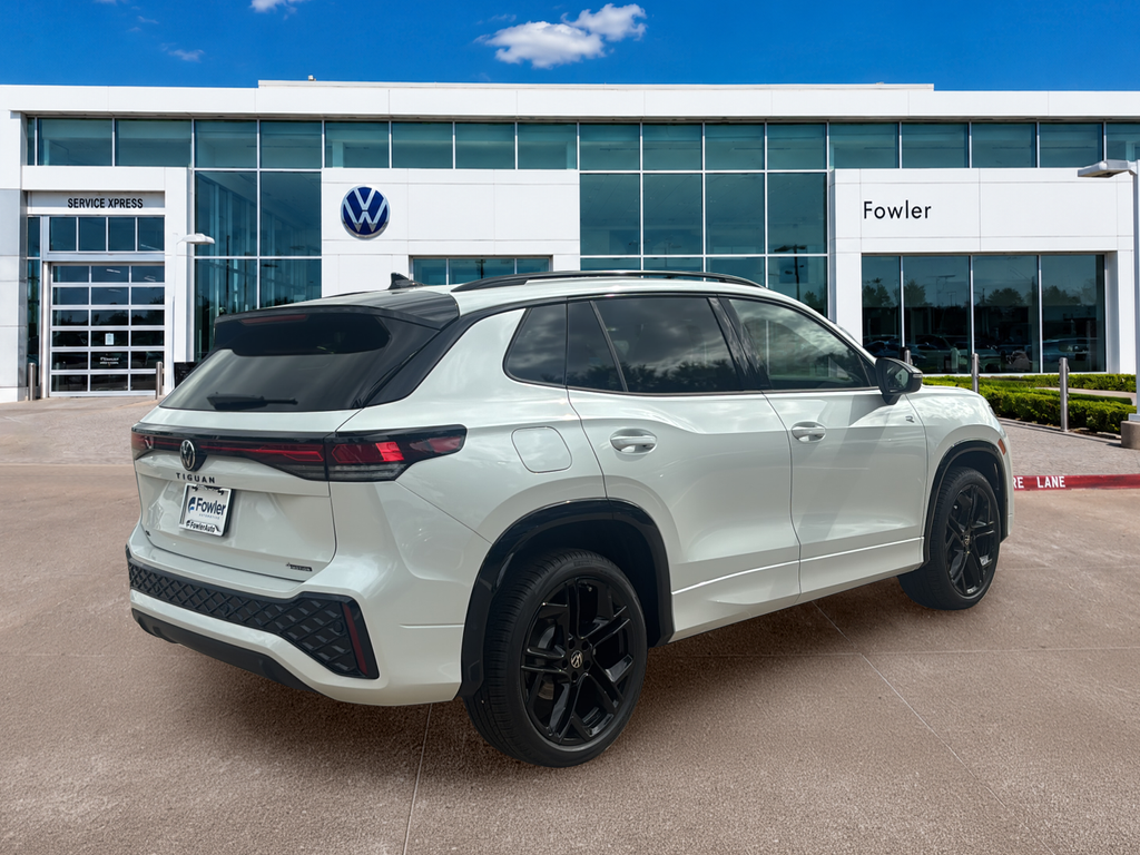 New 2026 White/off-white Volkswagen 2.0T SE R-Line Black image 5