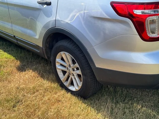 Used 2015 Silver Ford Base image 18