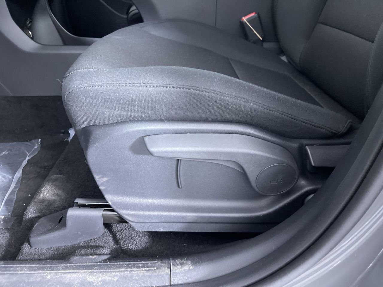 New 2026 Hampton Gray Hyundai SE AWD image 23
