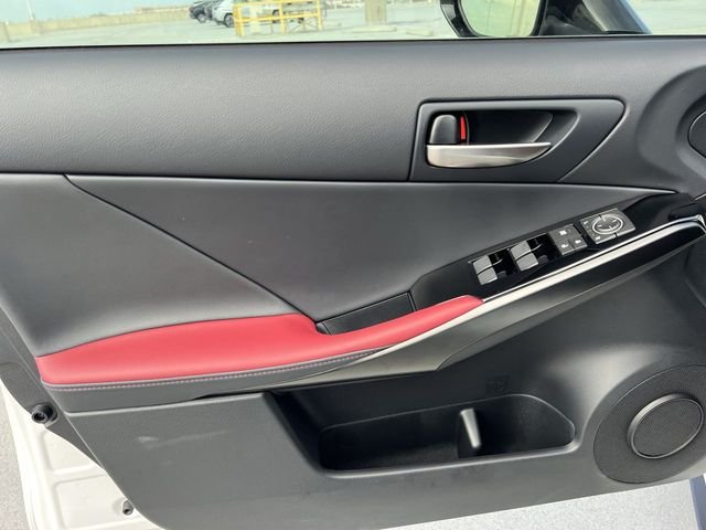 Used 2023 White Lexus 300 image 13