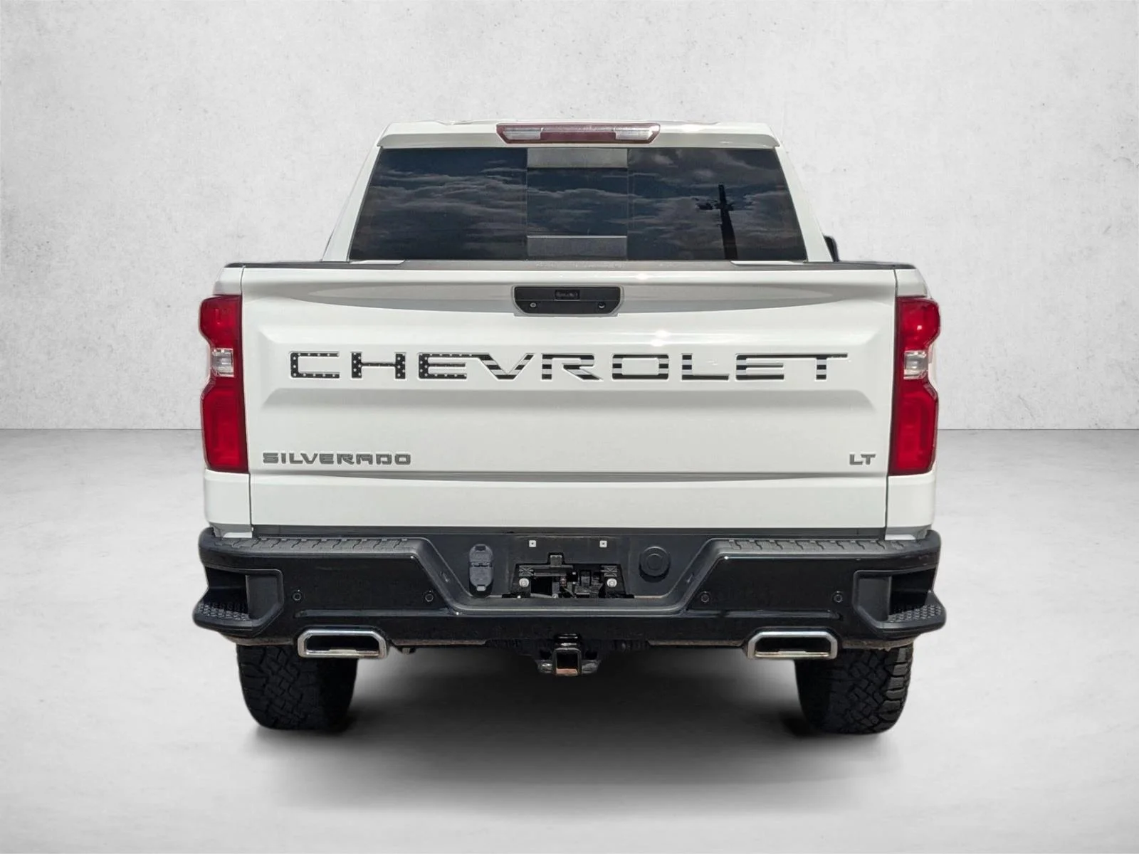 Used 2021 Summit White Chevrolet LT Trail Boss image 6