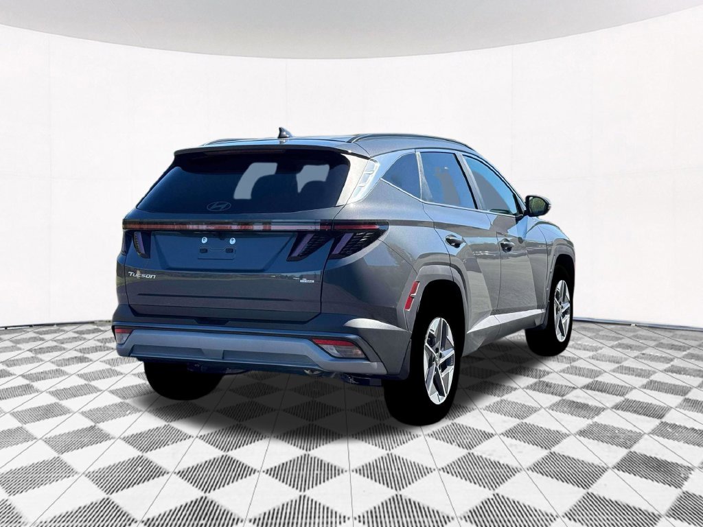 New 2026 Gray Hyundai SEL Premium image 10