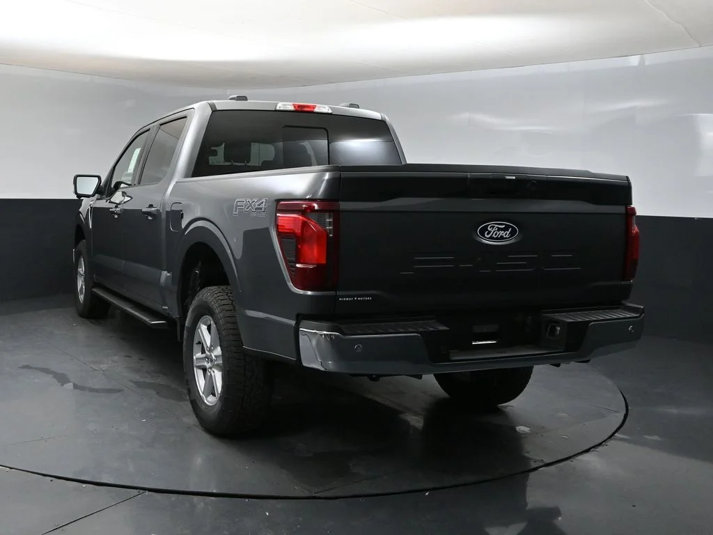 New 2026 Gray Ford XLT image 3