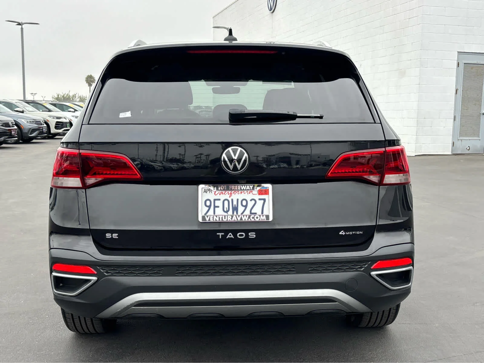 Certified Used 2023 Deep Black Pearl Volkswagen SE image 4