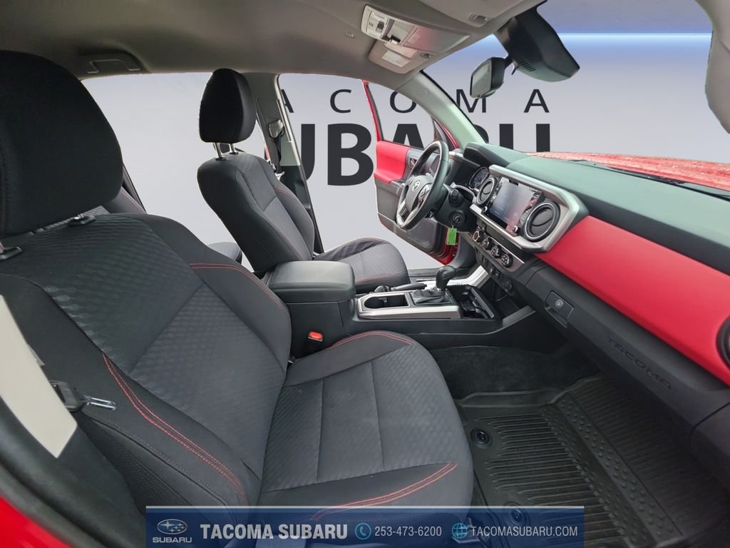 2020 Toyota Tacoma SR5 - Photo 17