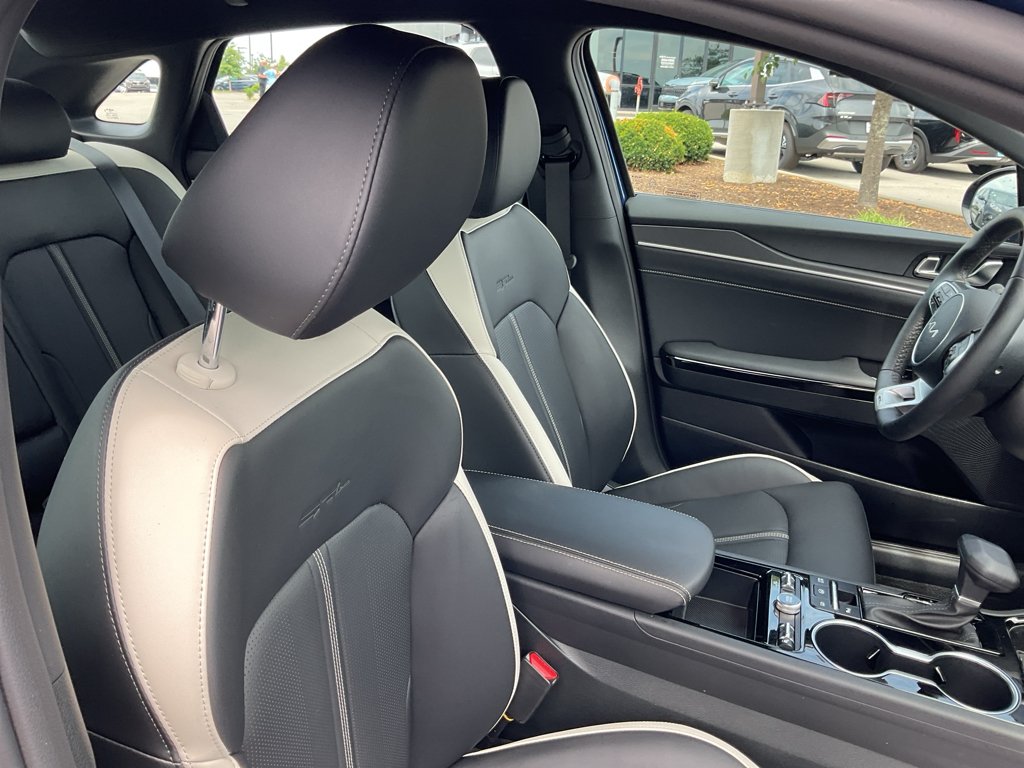 Certified Used 2026 Yacht Blue Kia GT-Line image 12