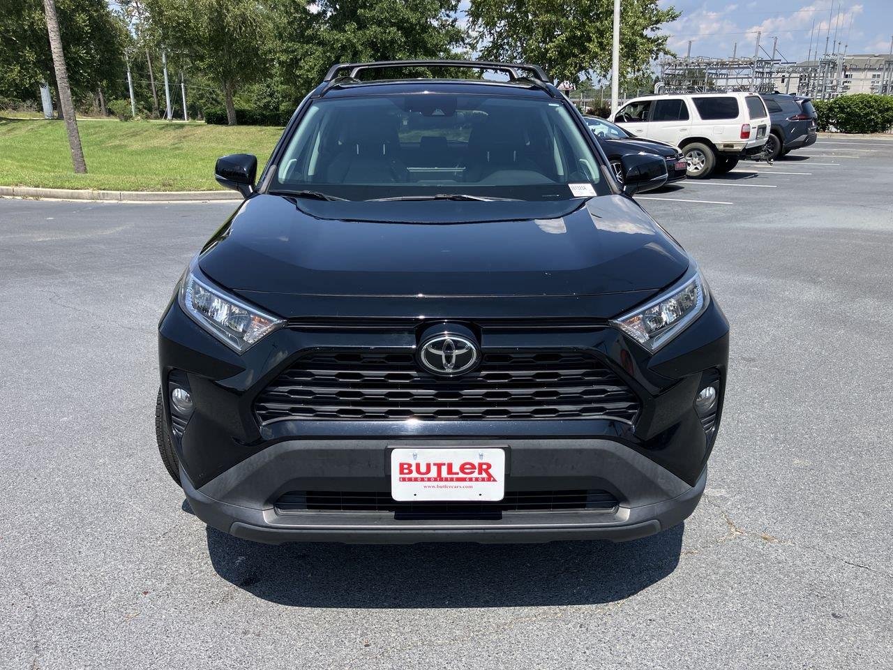 Used 2021 Black (Midnight Black Metallic) Toyota XLE Premium AWD image 8