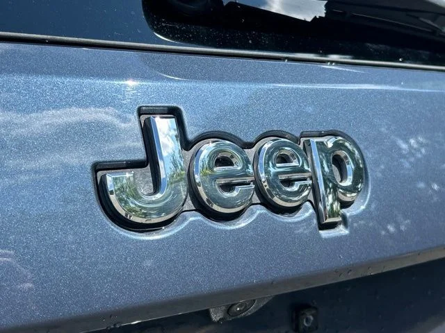 Used 2021 Blue Jeep Limited image 15