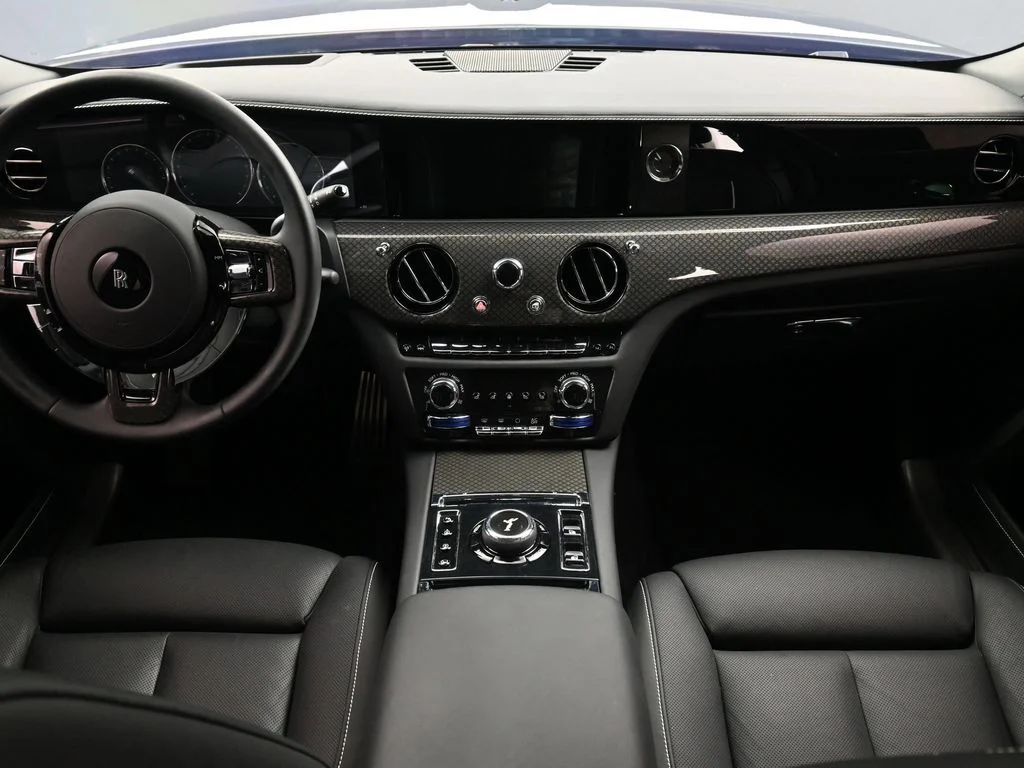 Certified Used 2022  Rolls-Royce  image 4