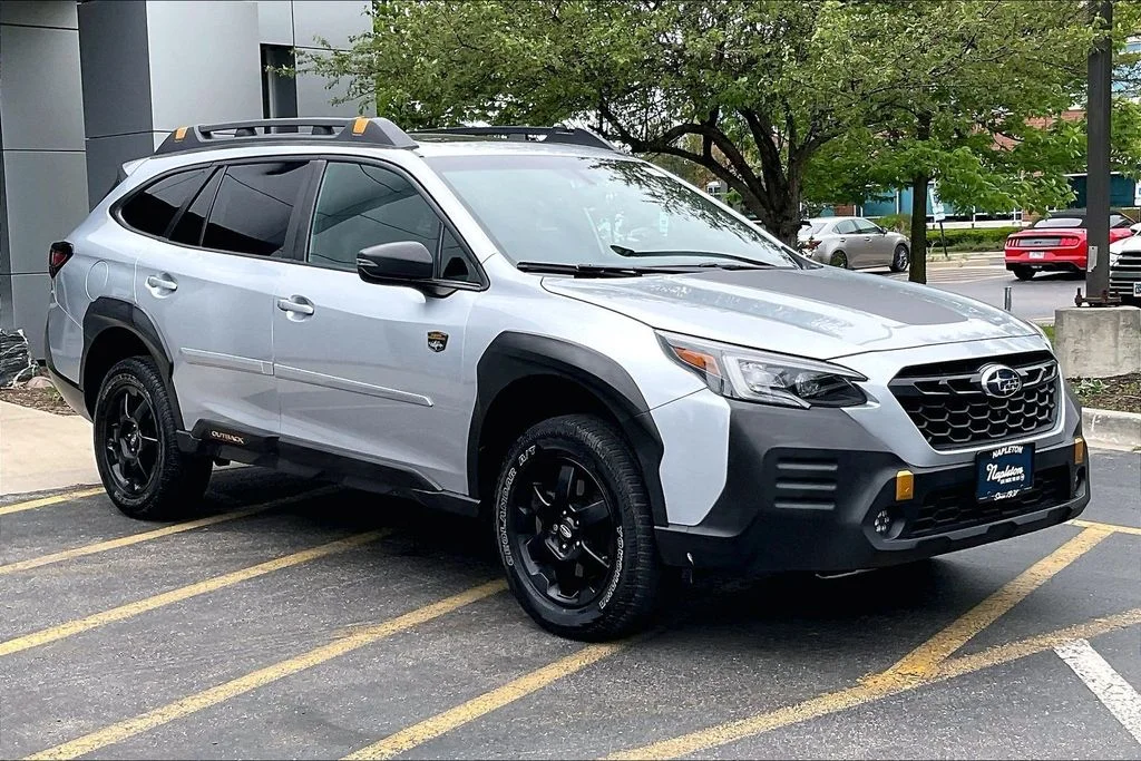 Used 2022 Silver Subaru Wilderness image 38
