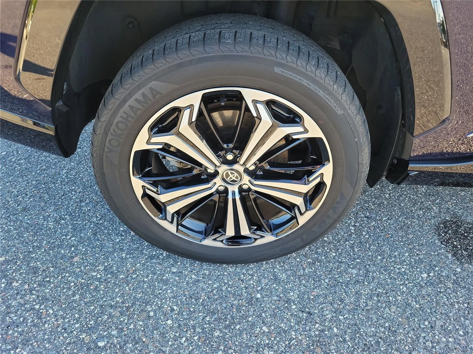 Used 2024 Blueprint/Midnight Black Metallic Toyota XSE image 7
