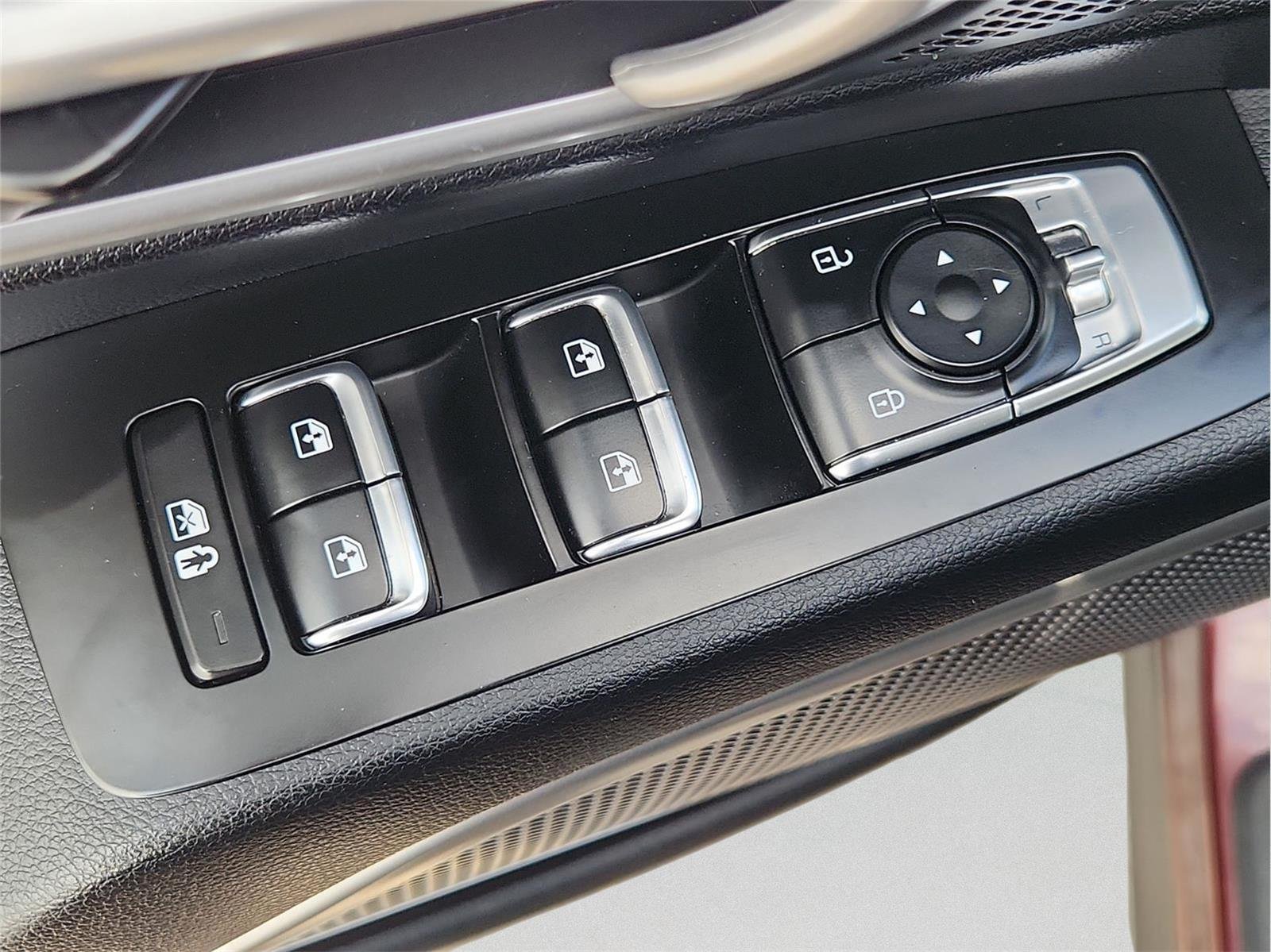 2022 Kia Telluride S - Photo 23
