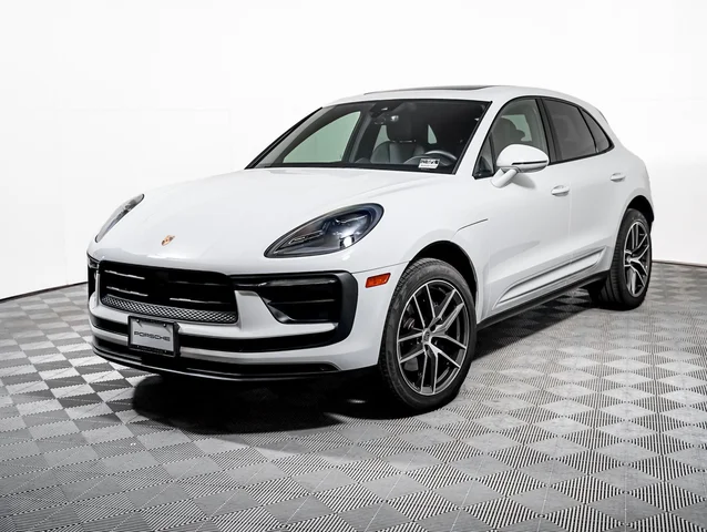 2026 Porsche Macan 