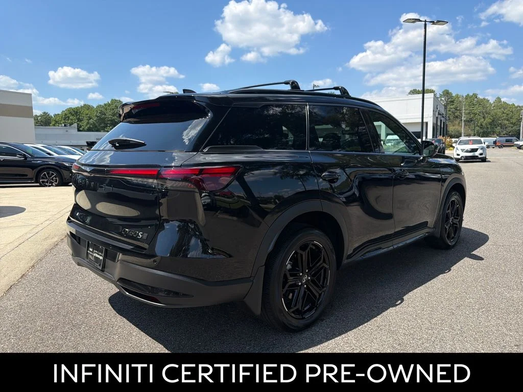 Certified Used 2026 Mineral Black INFINITI SPORT image 12