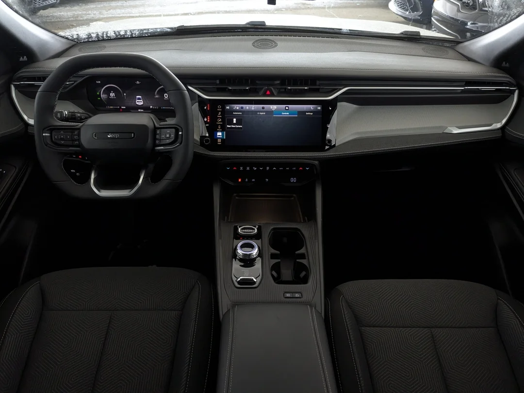 New 2026 41 Jeep Laredo - - 4x4 - Hybrid - Adaptive Cruise - 12.3 Display - Heated Seats/Wheel & More! image 24