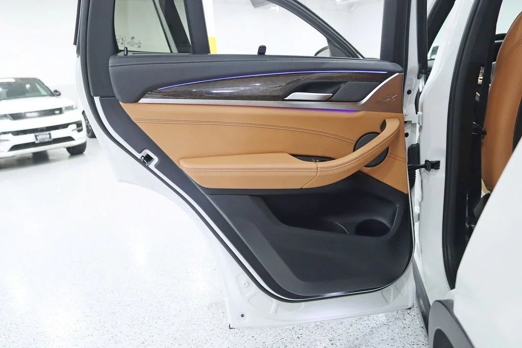 Used 2019 White BMW xDrive30i image 36