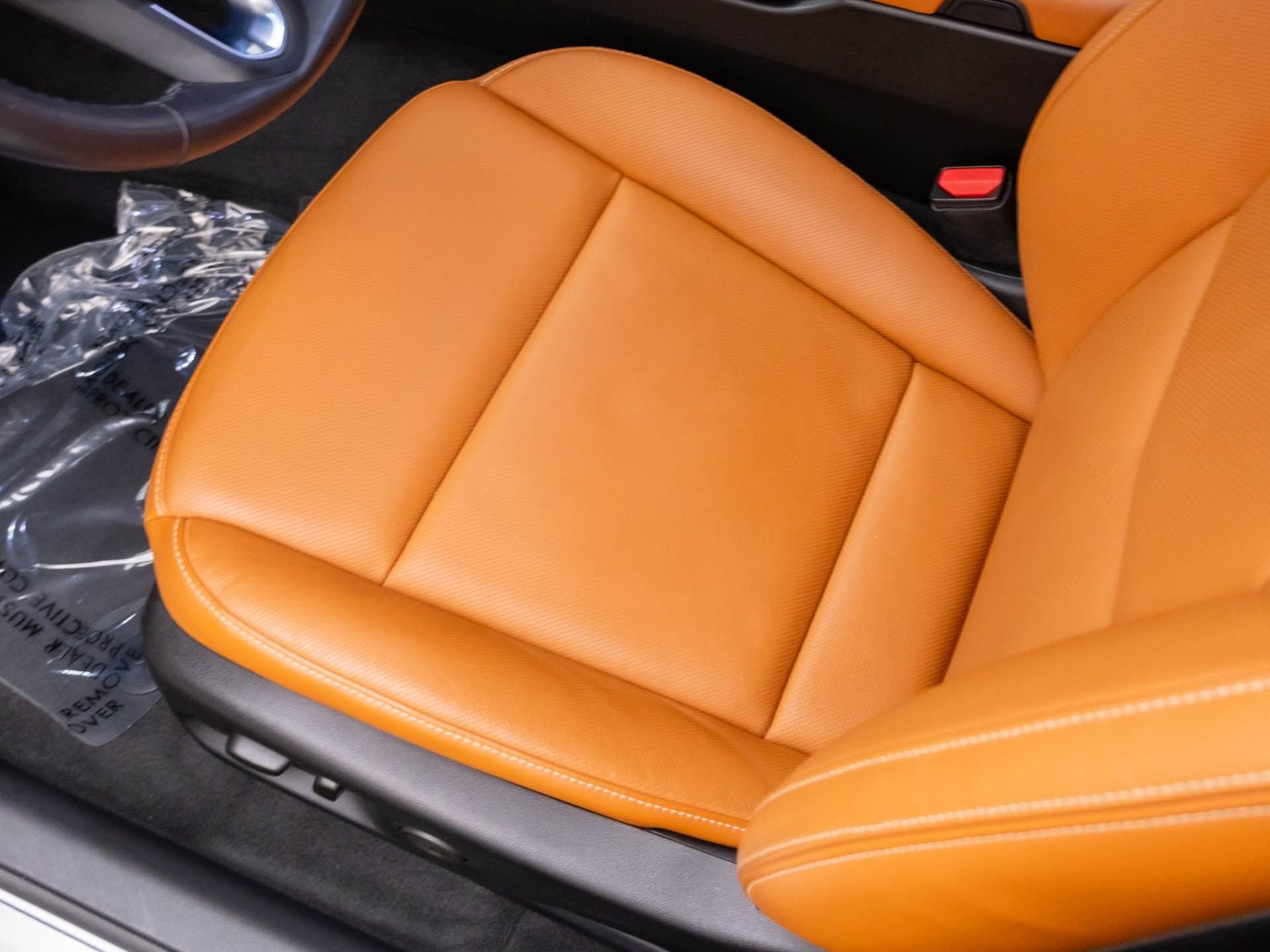 Used 2024 White Cadillac Premium Luxury image 15