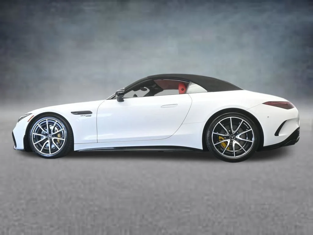 Used 2022 White Mercedes-Benz SL 63 AMG® image 67