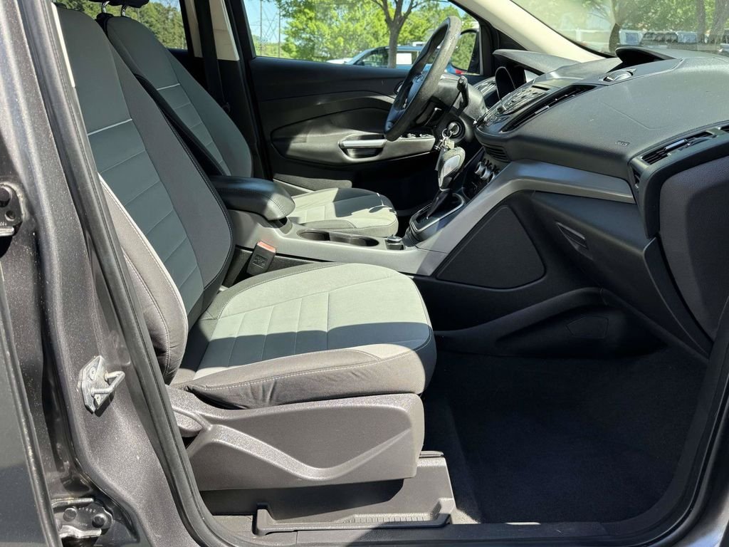Used 2013 Gray Ford SE image 13