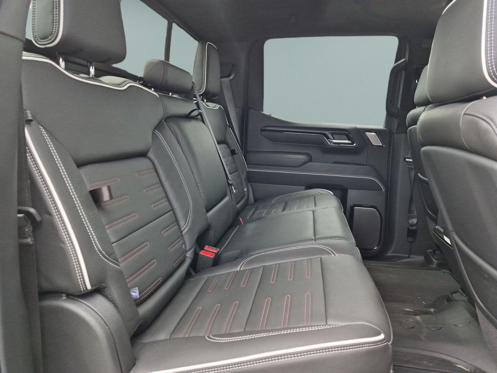 2026 GMC Sierra 1500 AT4X - Photo 27