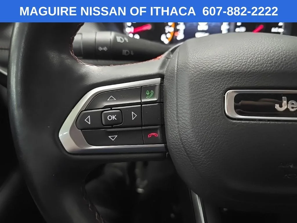 Used 2022 White Jeep Trailhawk image 19