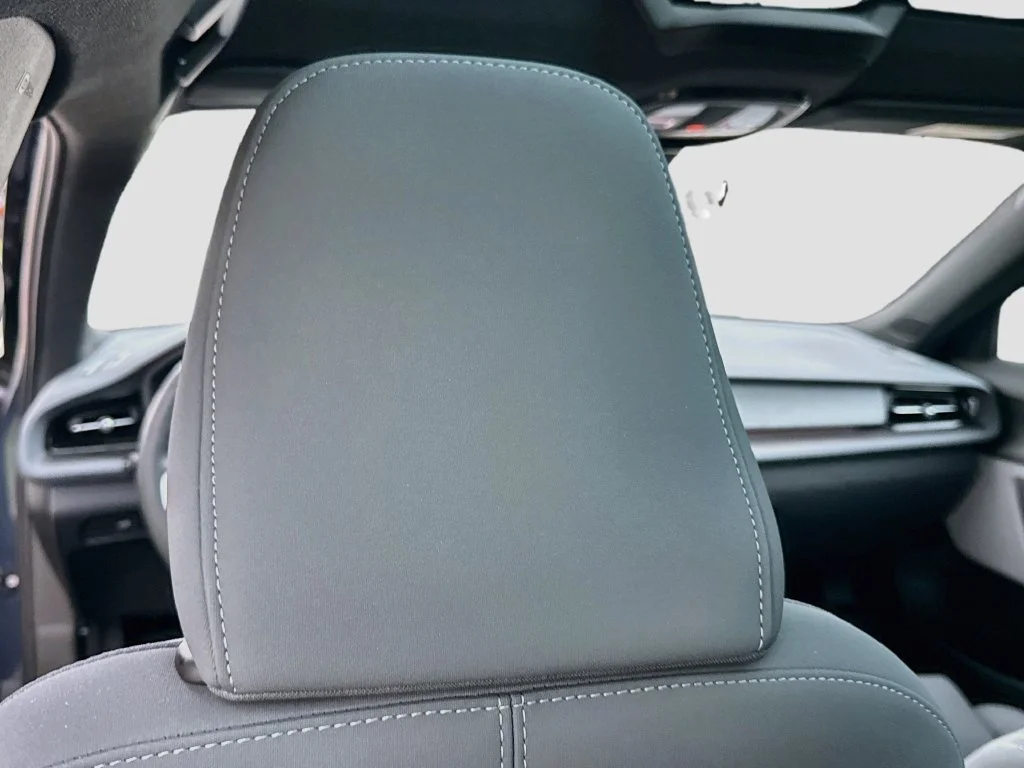 Used 2024  Polestar Long Range Dual Motor image 28