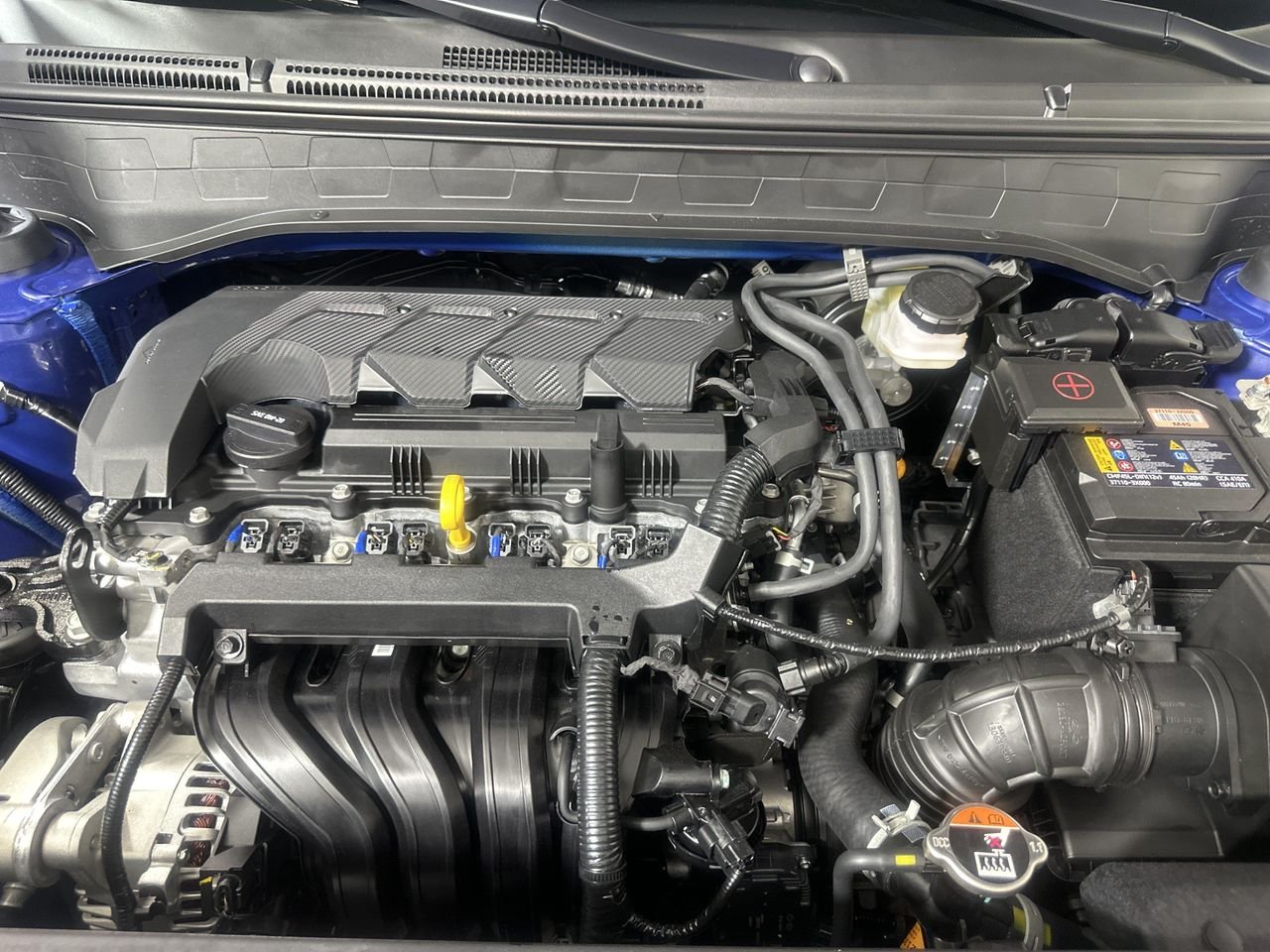 New 2025 Intense Blue Hyundai Limited image 24