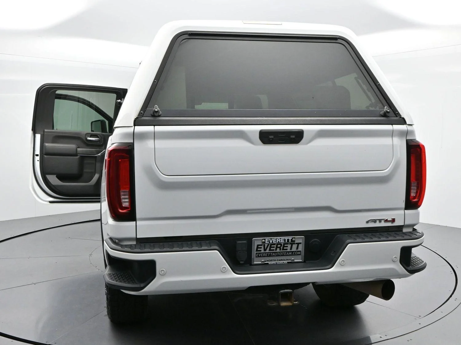 Used 2021 SUMMIT WHITE GMC AT4 image 42
