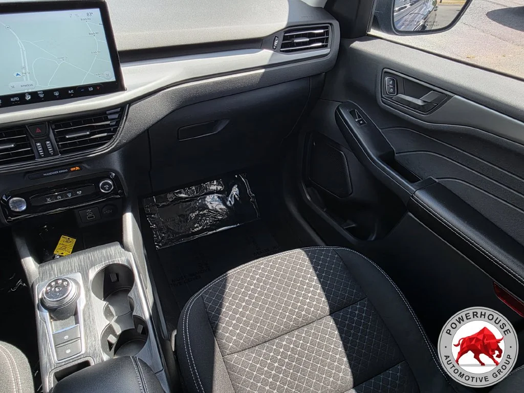 Used 2024 Black Ford Active image 21