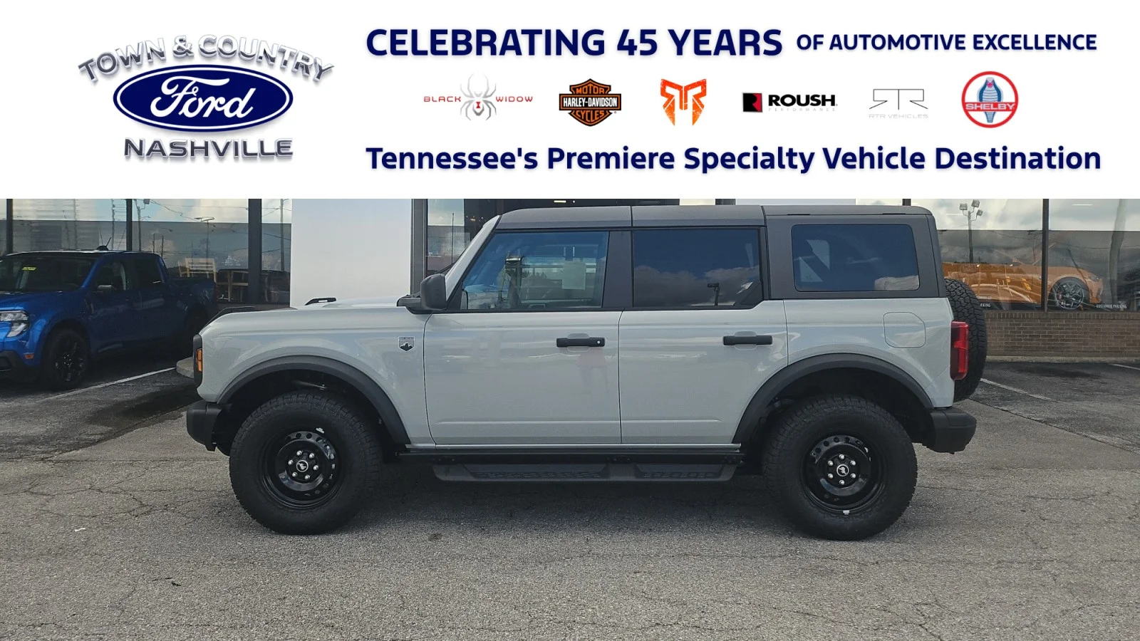 New 2026 Avalanche Gray Ford Big Bend 4-Dr 4WD image 1