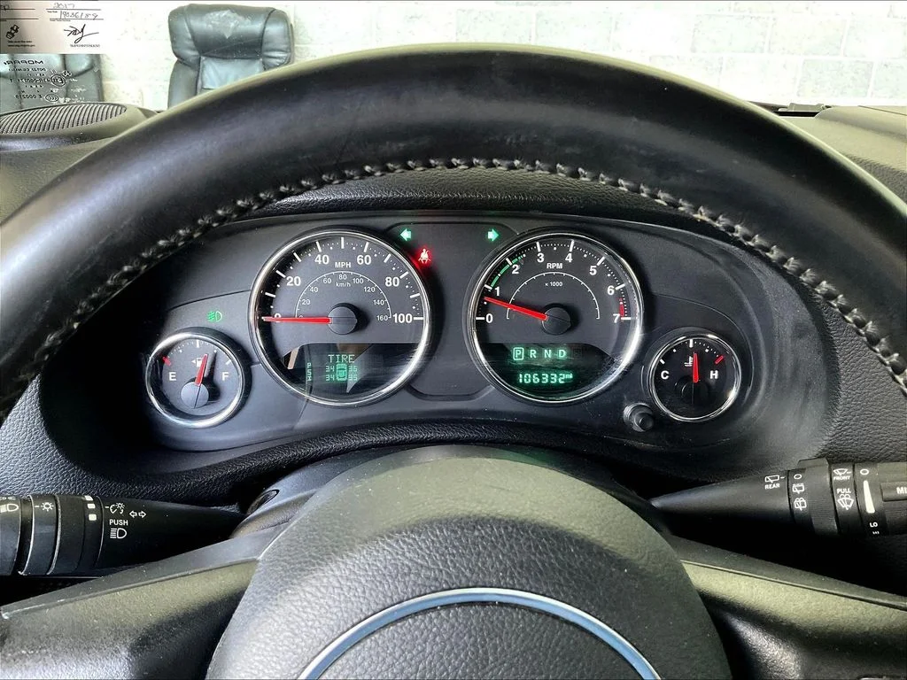 Used 2017 Red Clearcoat Jeep Unlimited Sport image 15
