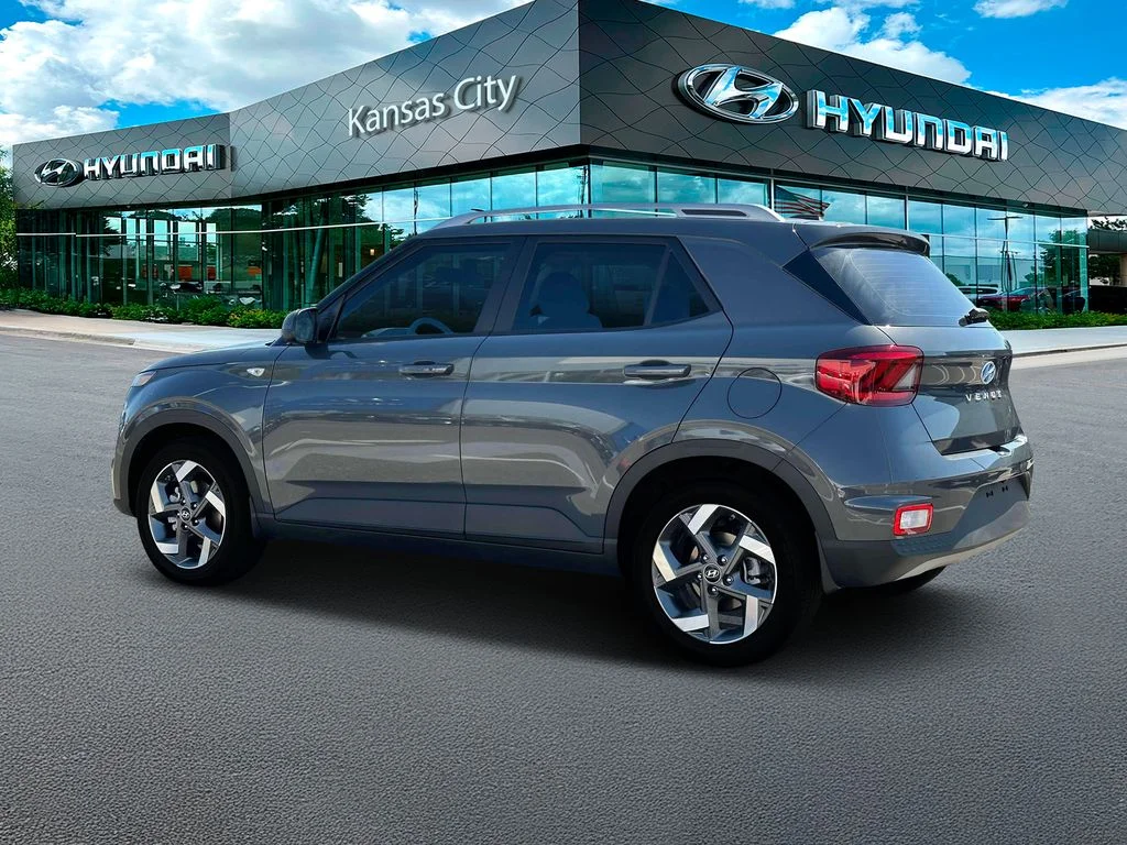 Used 2025 Ecotronic Gray Hyundai SEL image 4