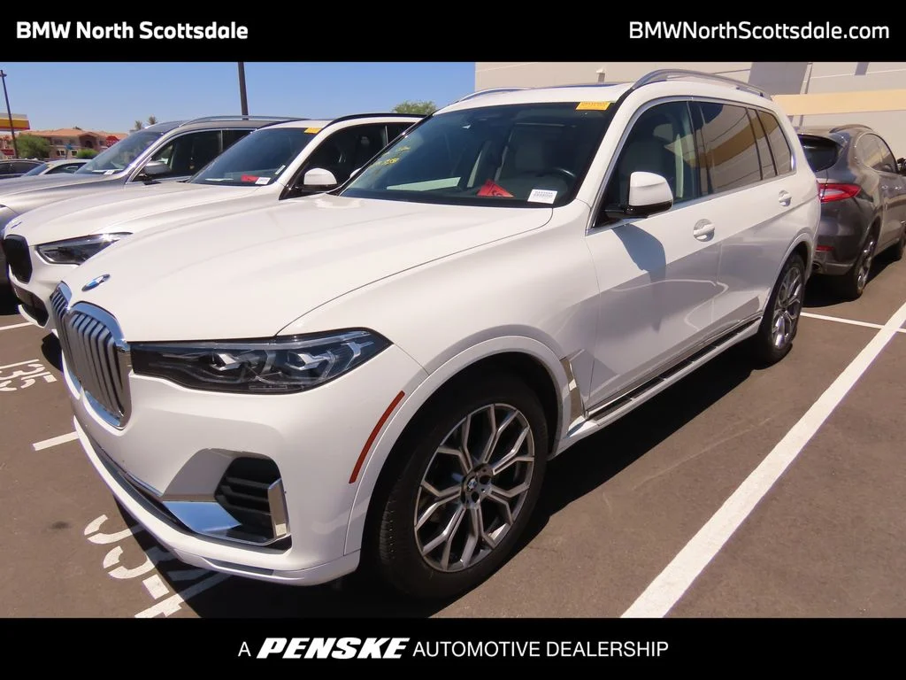 2021 BMW X7 xDrive40i's photo