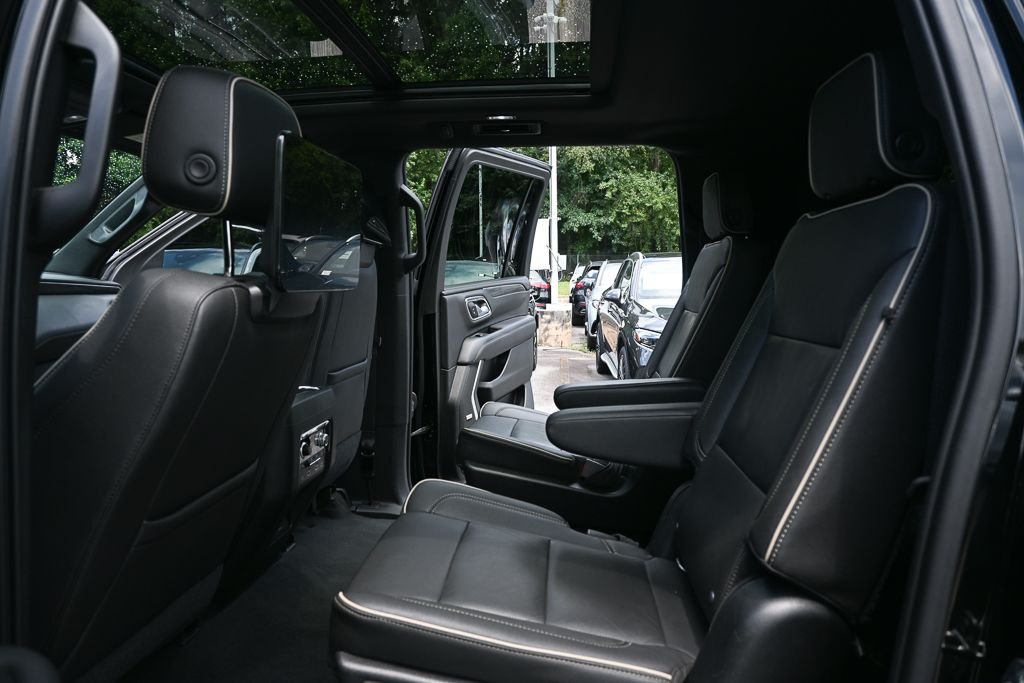 Used 2021 Black GMC SLT image 18