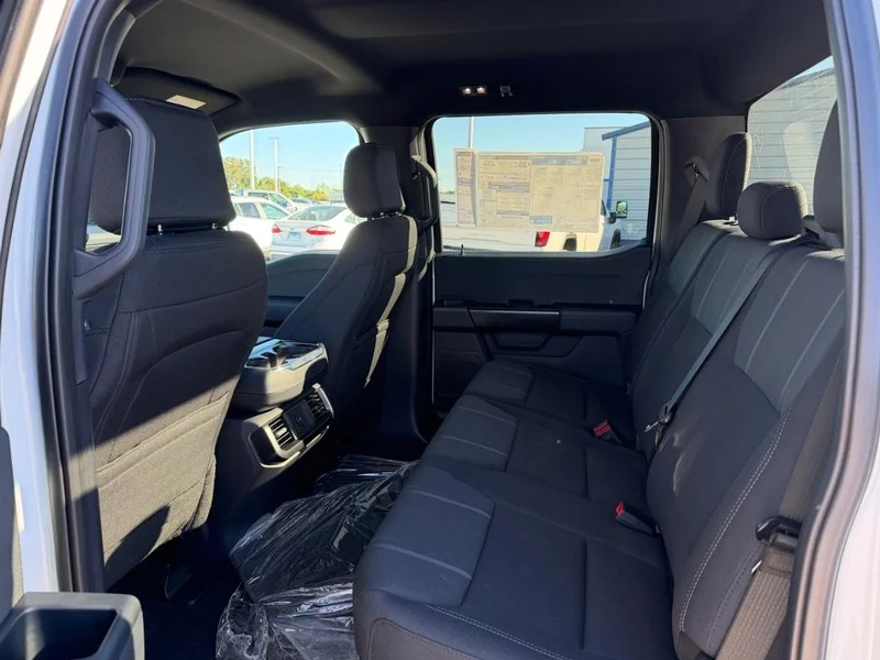 New 2026 Oxford White Ford STX 4WD SuperCrew 5.5