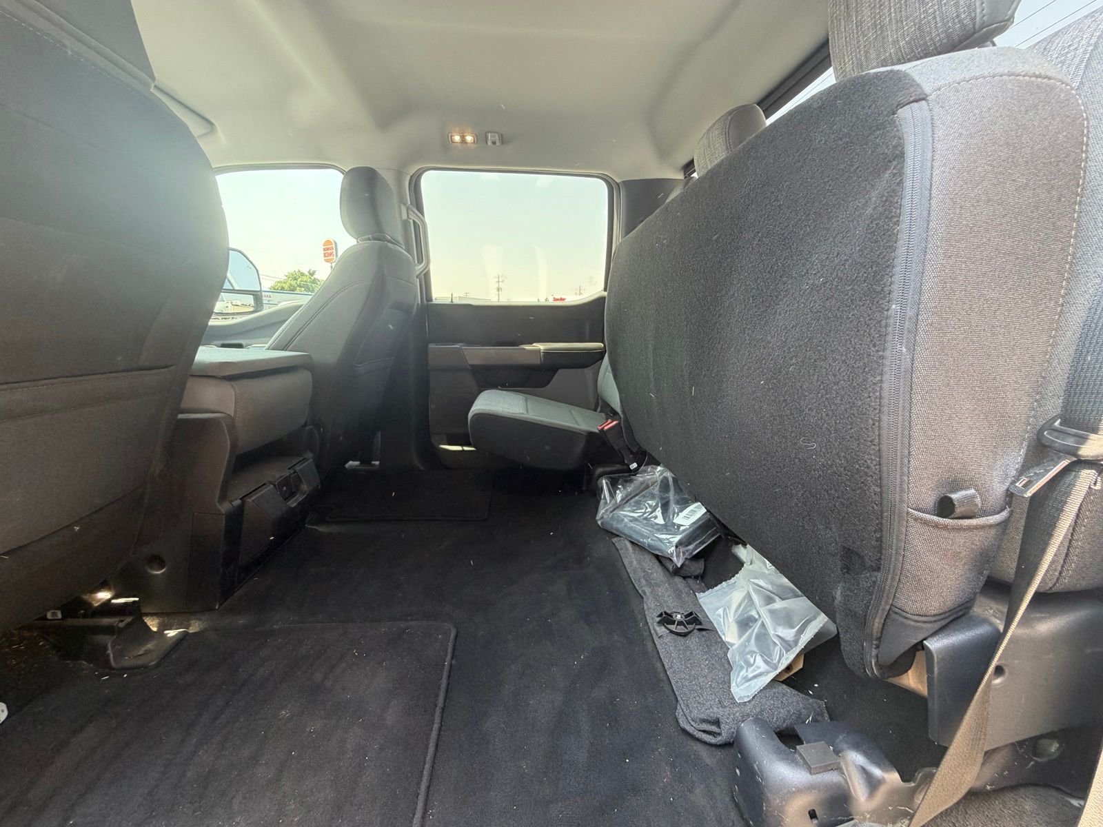 Used 2025 Oxford White Ford XLT image 11