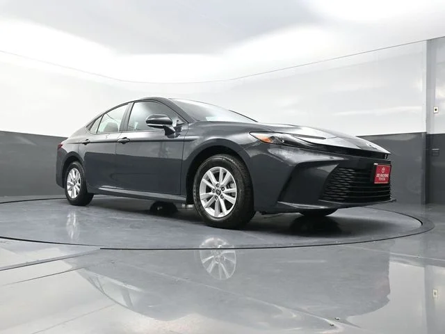Used 2026  Toyota LE image 31