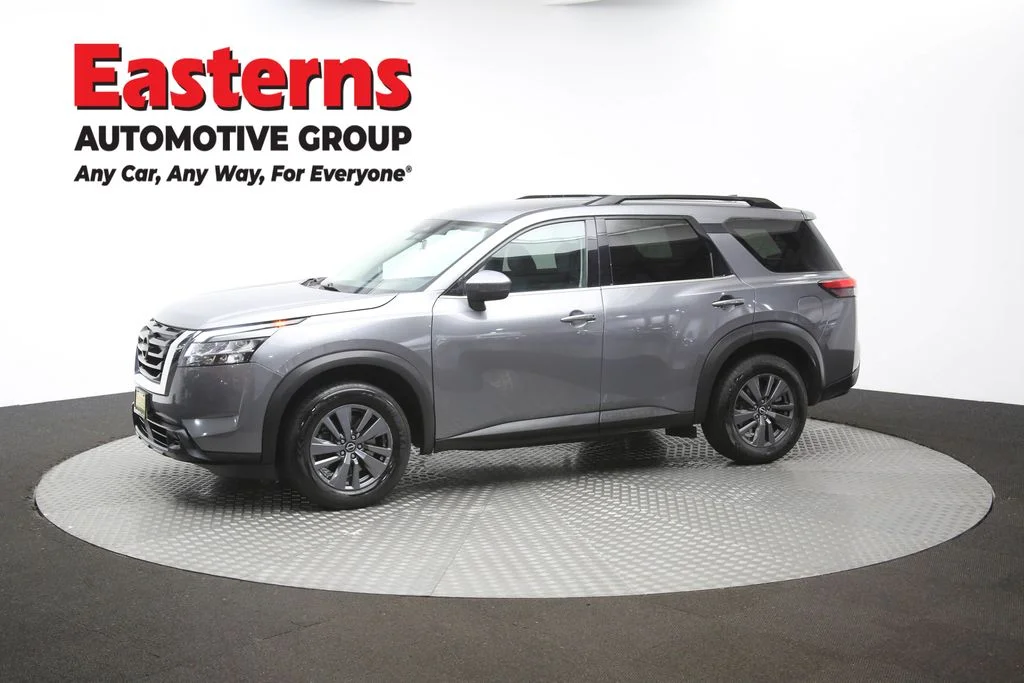 Used 2022 Gray Nissan SV image 58